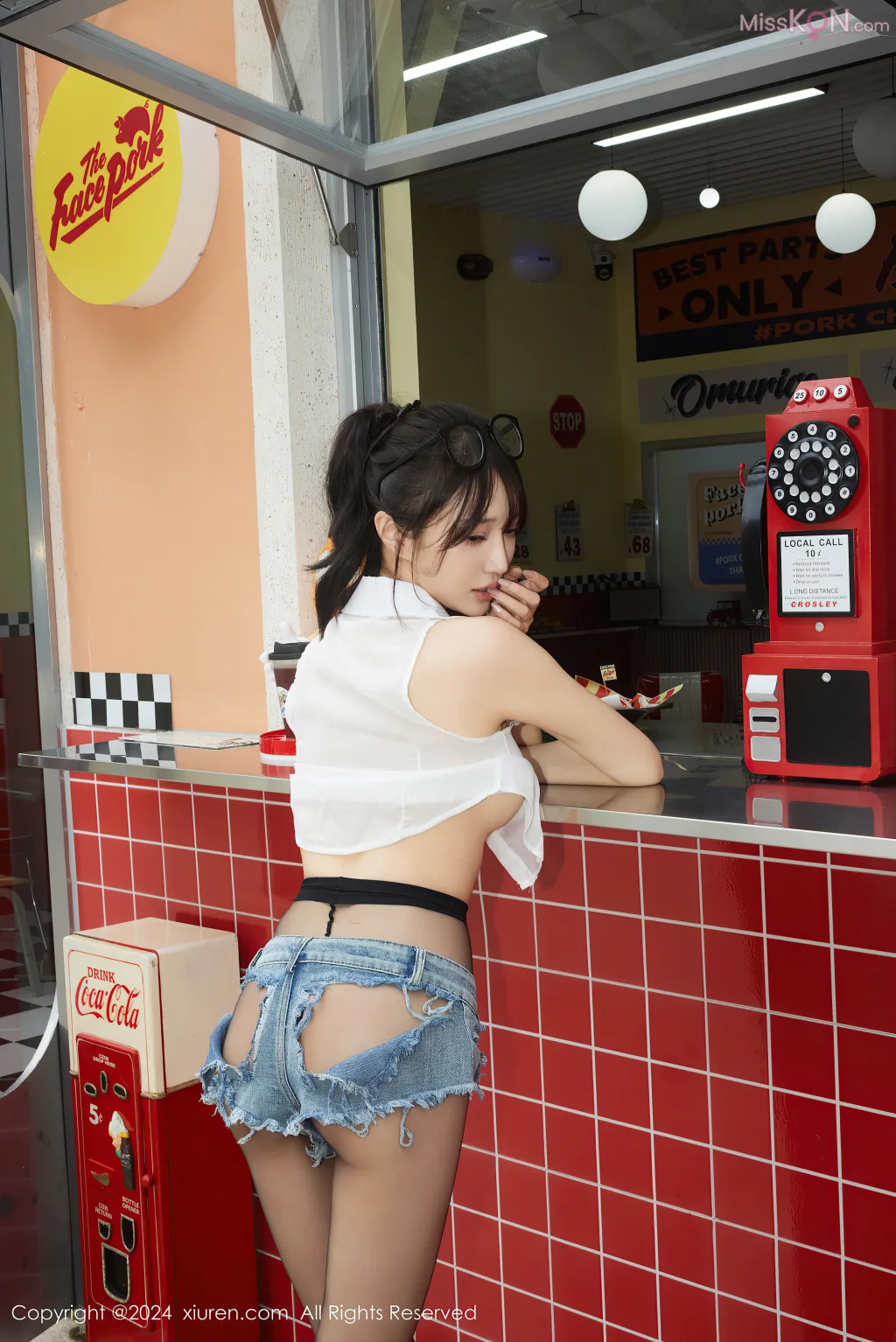 XIUREN No.8806 – 8815 (822 photos) – Page 6
