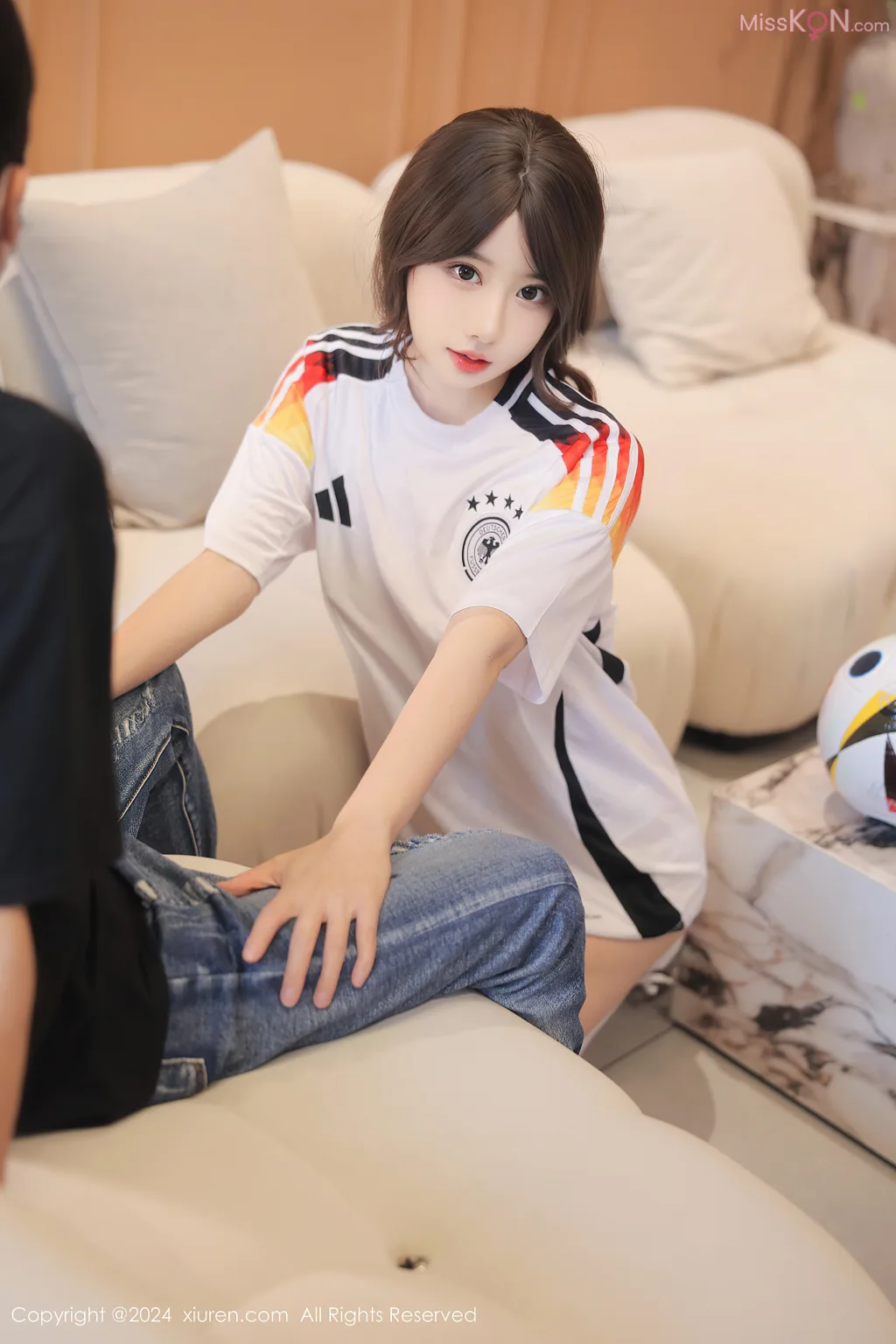 XIUREN No.8806 – 8815 (822 photos) – Page 7