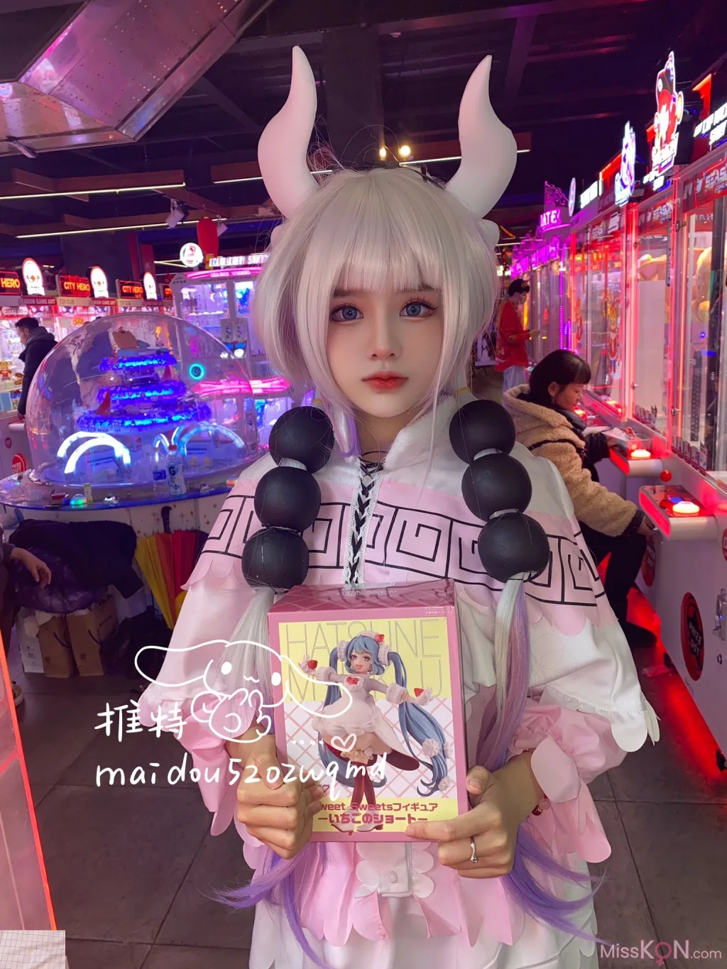 Coser@麦兜小可爱: 与金主爸爸啪啪 (148 photos + 40 videos) – Page 2
