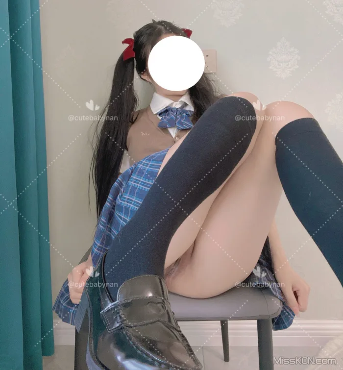 Coser@糯米酱: 白虎美乳福利姬私拍自慰 (273 photos + 1 video) – Page 2