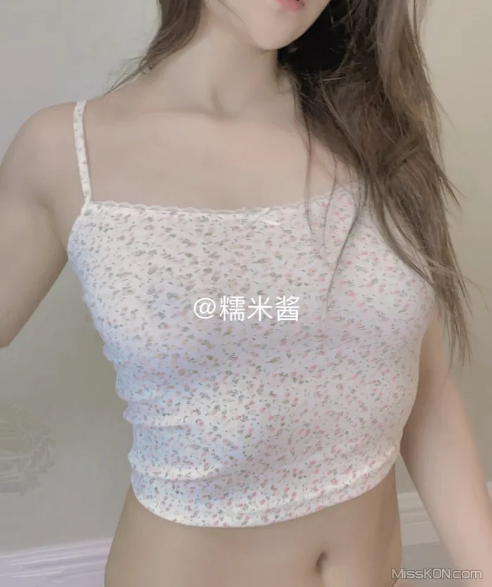 Coser@糯米酱: 白虎美乳福利姬私拍自慰 (273 photos + 1 video) – Page 2
