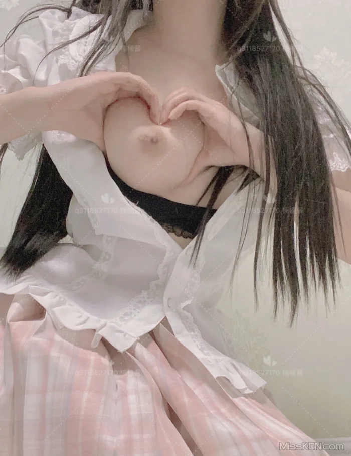 Coser@糯米酱: 白虎美乳福利姬私拍自慰 (273 photos + 1 video) – Page 5