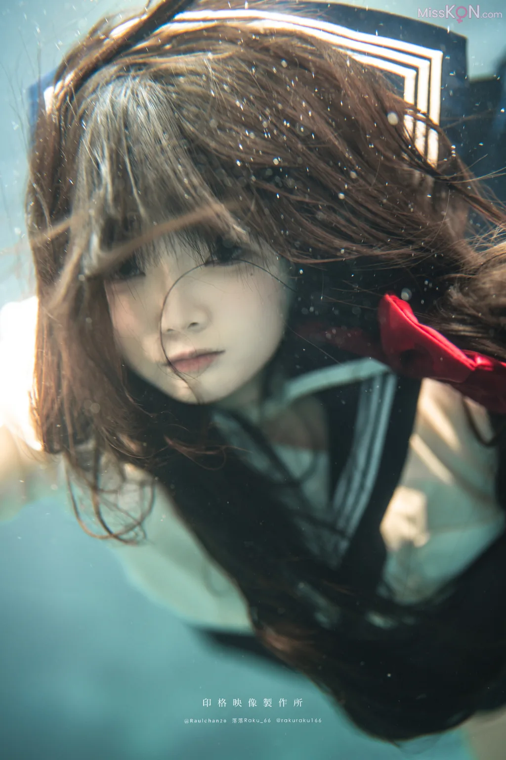 Coser@落落Raku: 水泳馆 (58 photos + 1 video)
