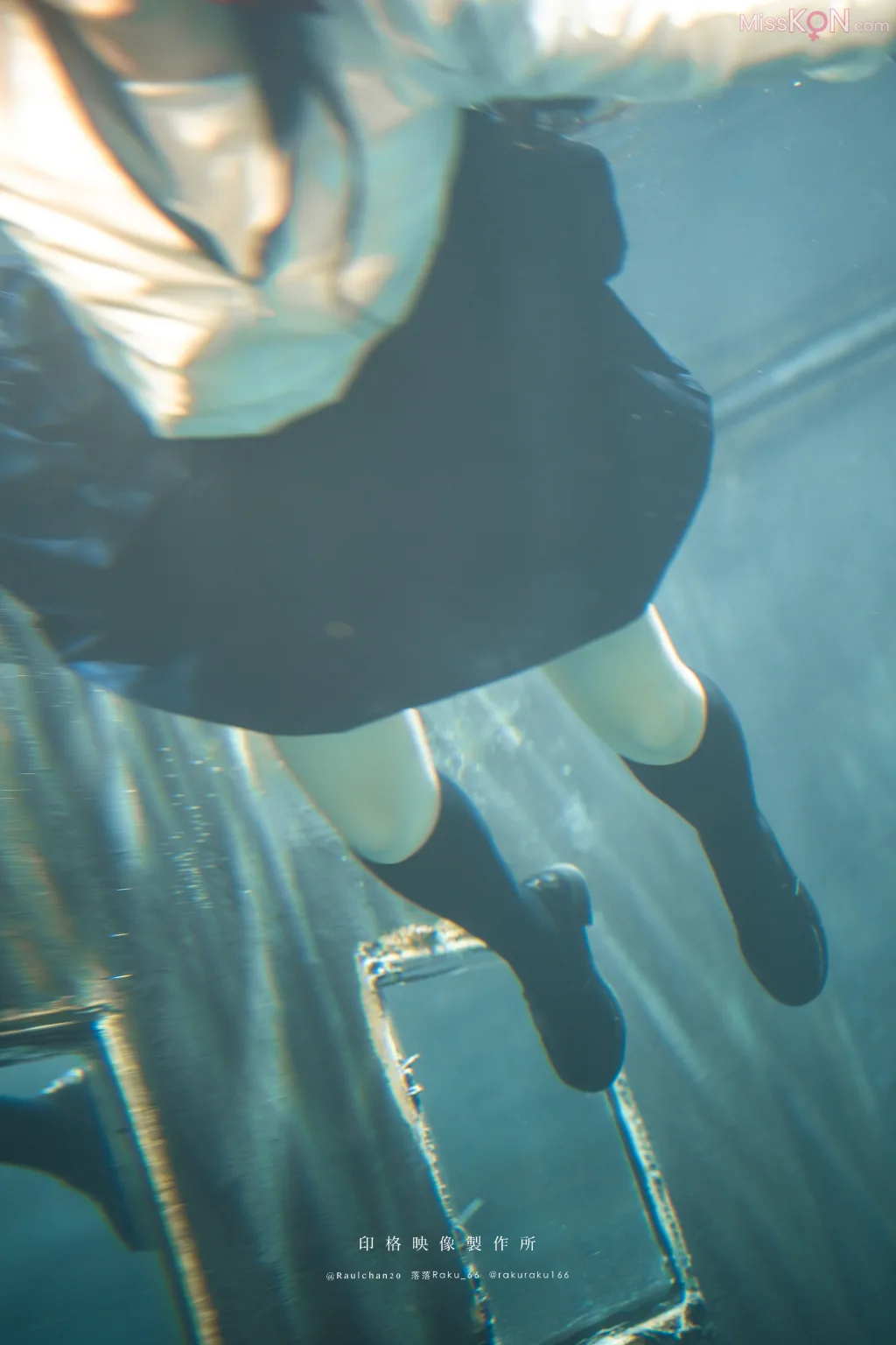Coser@落落Raku: 水泳馆 (58 photos + 1 video) – Page 3