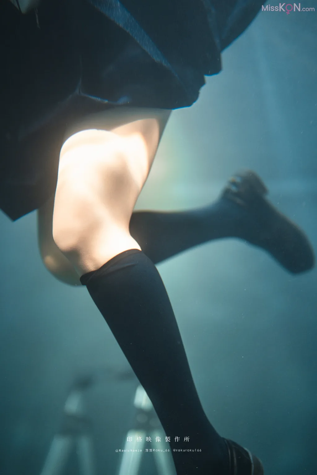 Coser@落落Raku: 水泳馆 (58 photos + 1 video) – Page 4