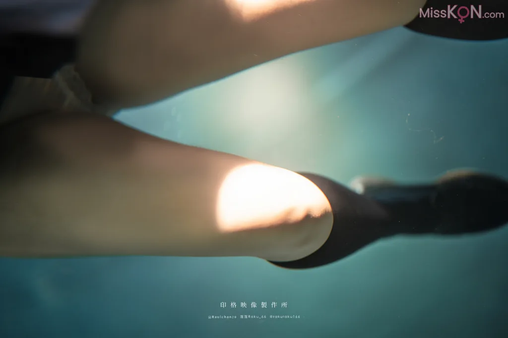 Coser@落落Raku: 水泳馆 (58 photos + 1 video) – Page 5