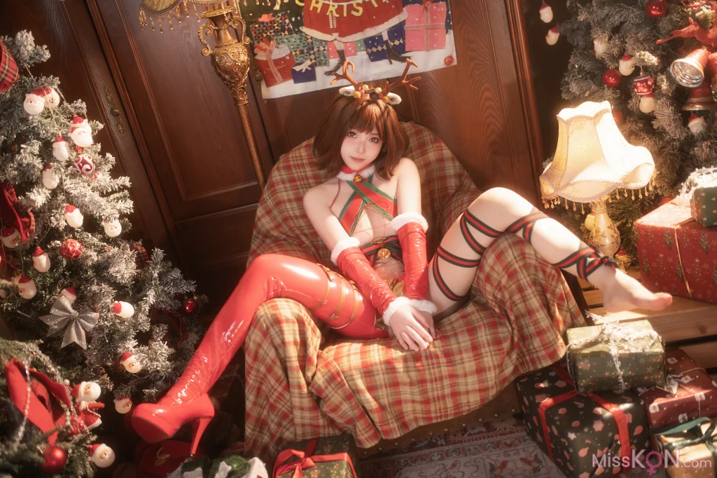 Coser@Bangni邦尼: 圣诞小鹿 (91 photos )