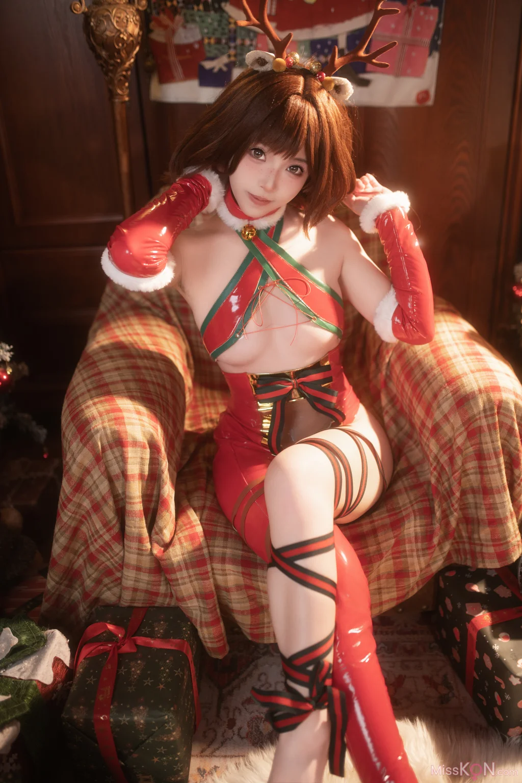 Coser@Bangni邦尼: 圣诞小鹿 (91 photos )
