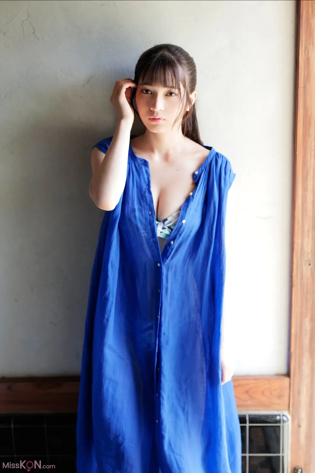 [JP] Nanako Kurosaki (黒嵜菜々子): 日本一バズってるBIKINI Vol.1 (54 photos)
