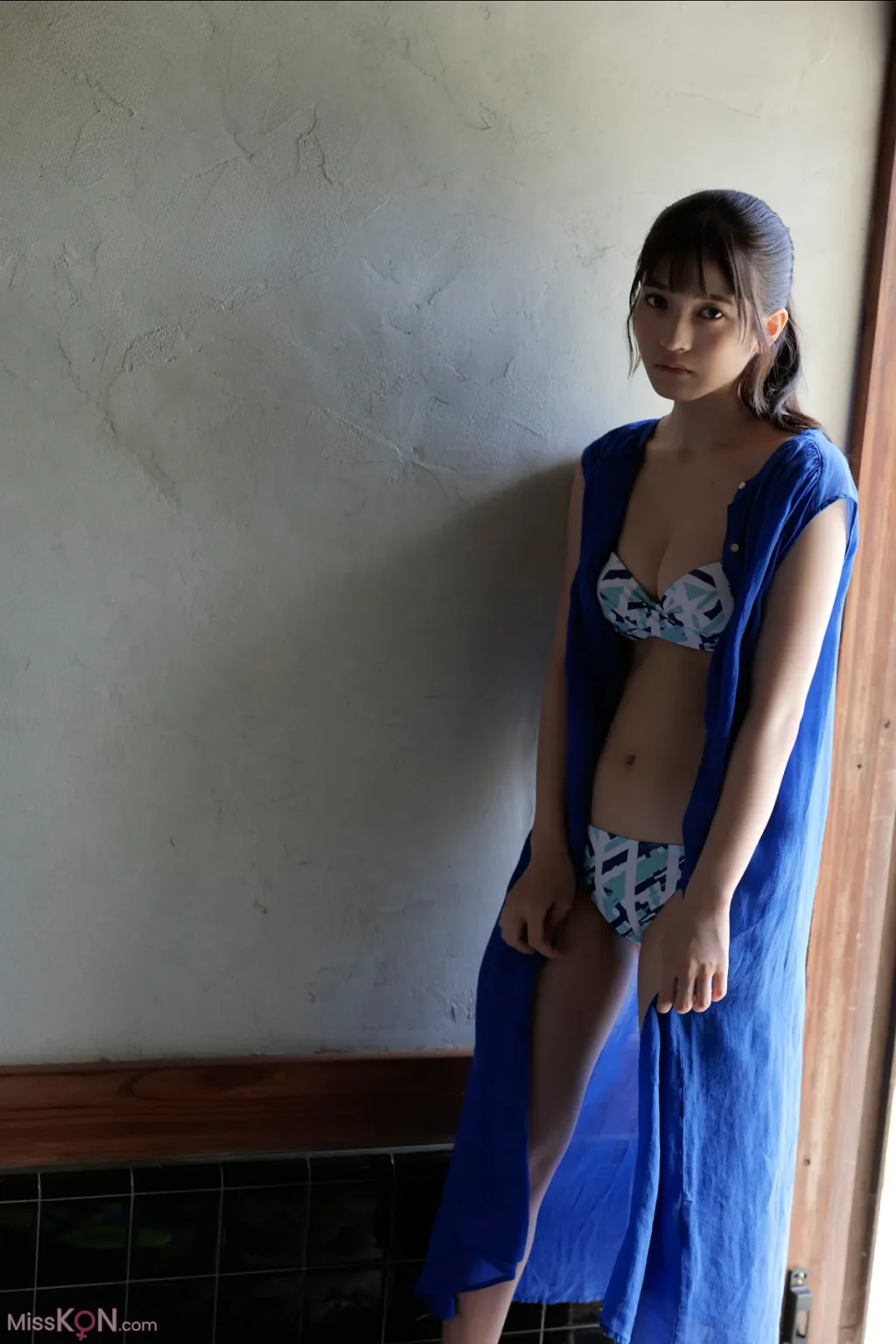 [JP] Nanako Kurosaki (黒嵜菜々子): 日本一バズってるBIKINI Vol.1 (54 photos)