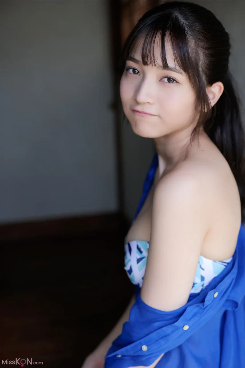 [JP] Nanako Kurosaki (黒嵜菜々子): 日本一バズってるBIKINI Vol.1 (54 photos)