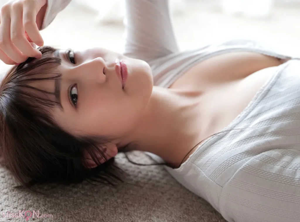 [JP] Nanako Kurosaki (黒嵜菜々子): 日本一バズってるBIKINI Vol.1 (54 photos) – Page 4