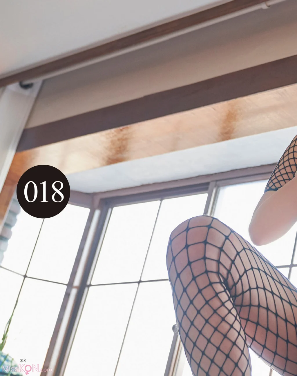 Jungmi (정미): Sexy Photobook 01 (88 photos)