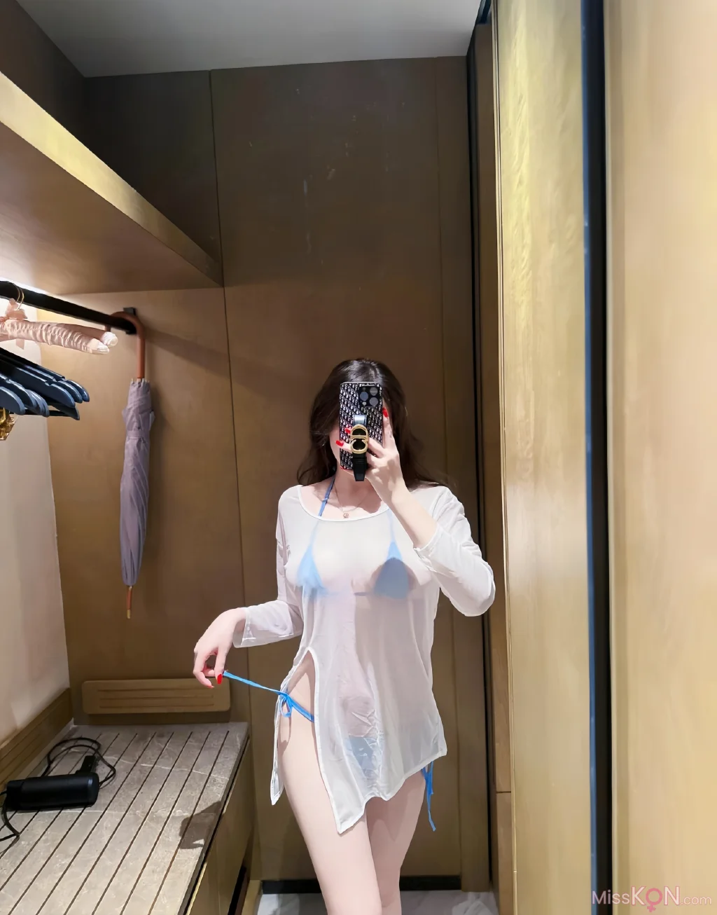 可可西yyy: 浴室比基尼 (29 photos)
