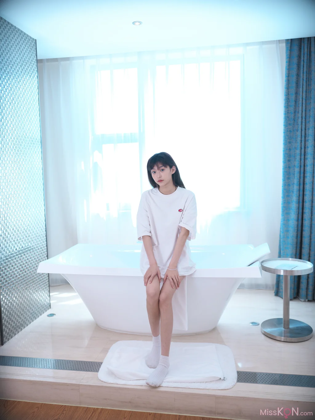 [Private Photoshoot] 希威社: 極品 國模 私拍 4K 套圖 (608 photos)