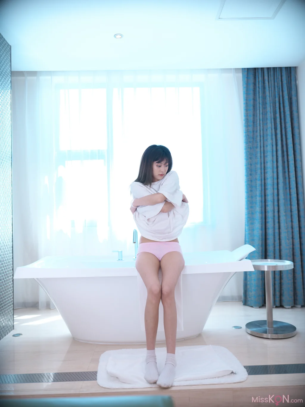 [Private Photoshoot] 希威社: 極品 國模 私拍 4K 套圖 (608 photos)