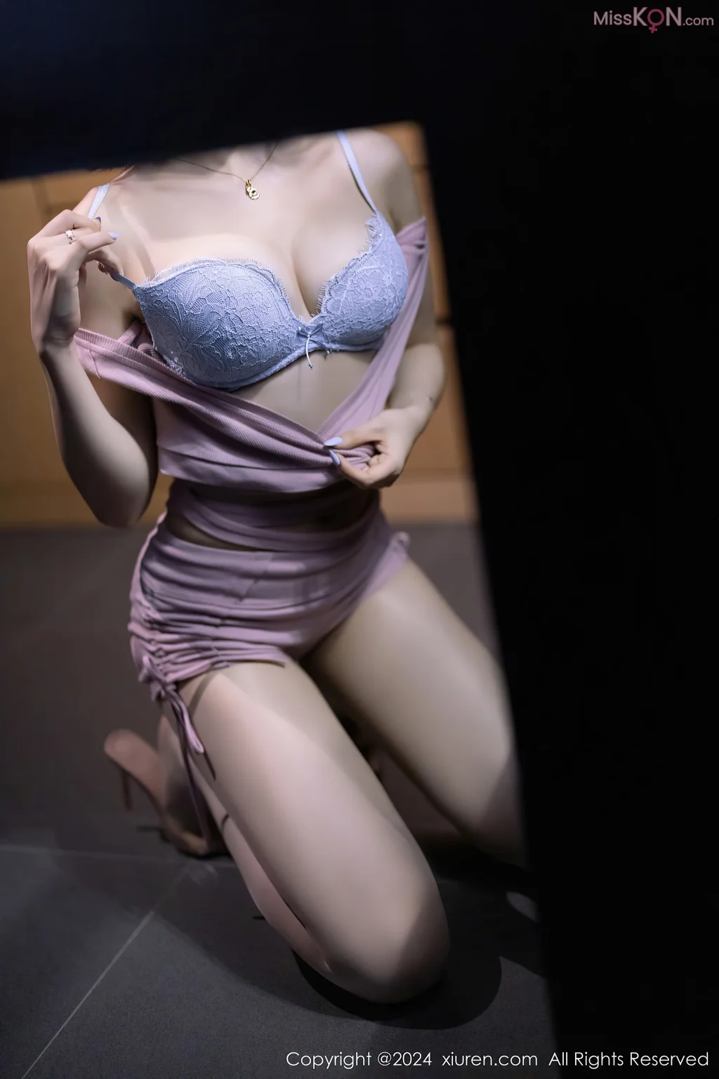 XIUREN No.8836 – 8845 (824 photos)