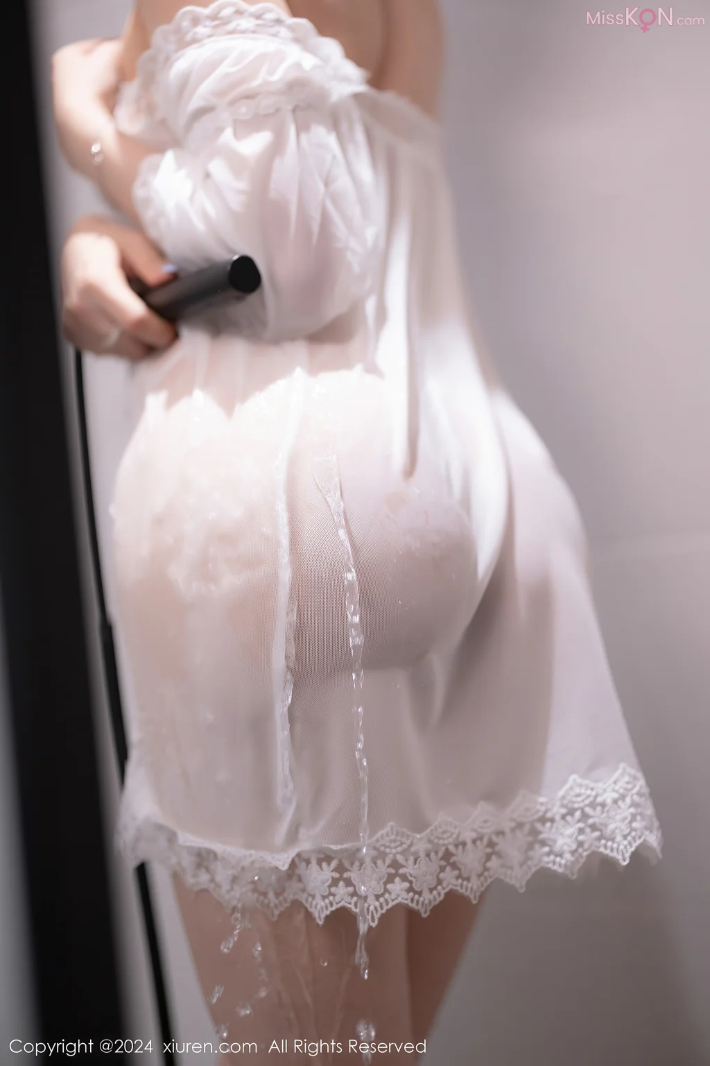 XIUREN No.8836 – 8845 (824 photos)