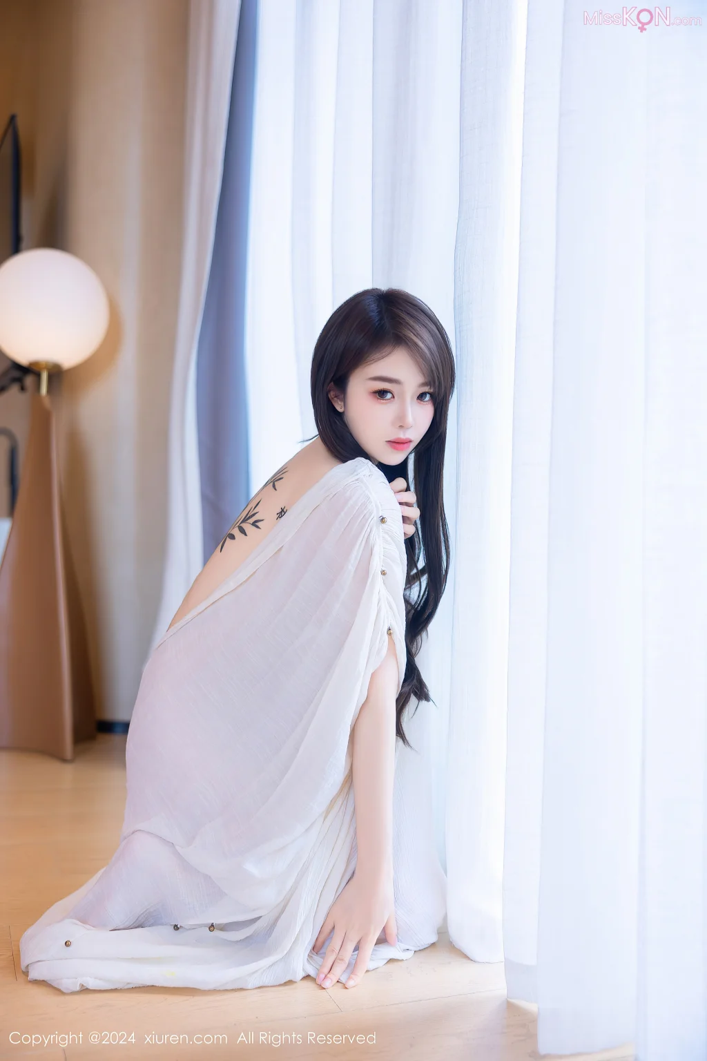 XIUREN No.8836 – 8845 (824 photos)
