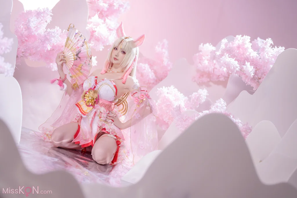 Coser@星之迟迟Hoshilily: 永劫无间 胡桃 樱云天女 (42 photos)