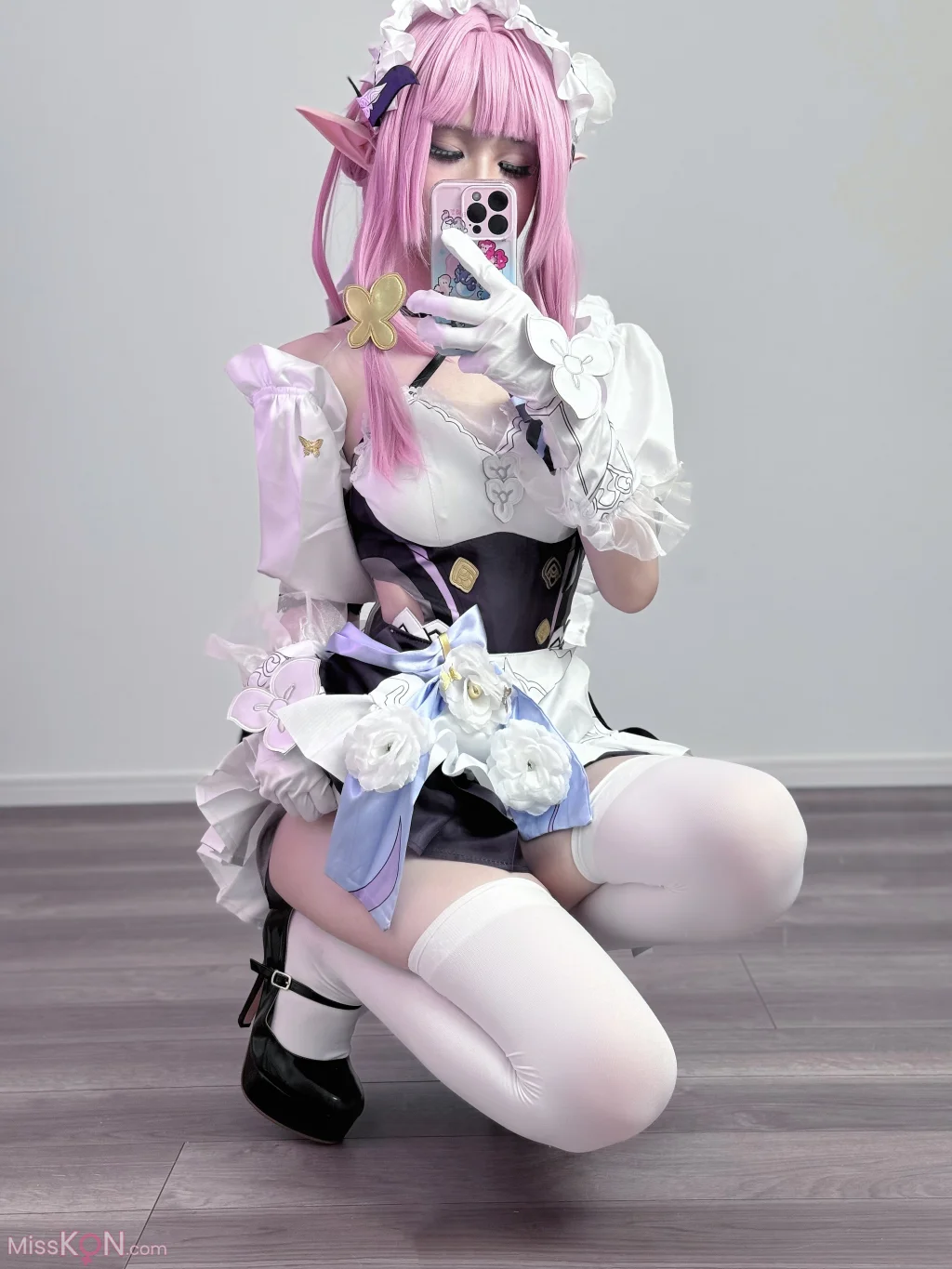 Coser@幼愛Youmeko: 崩坏3 爱莉希雅女仆装 (20 photos)
