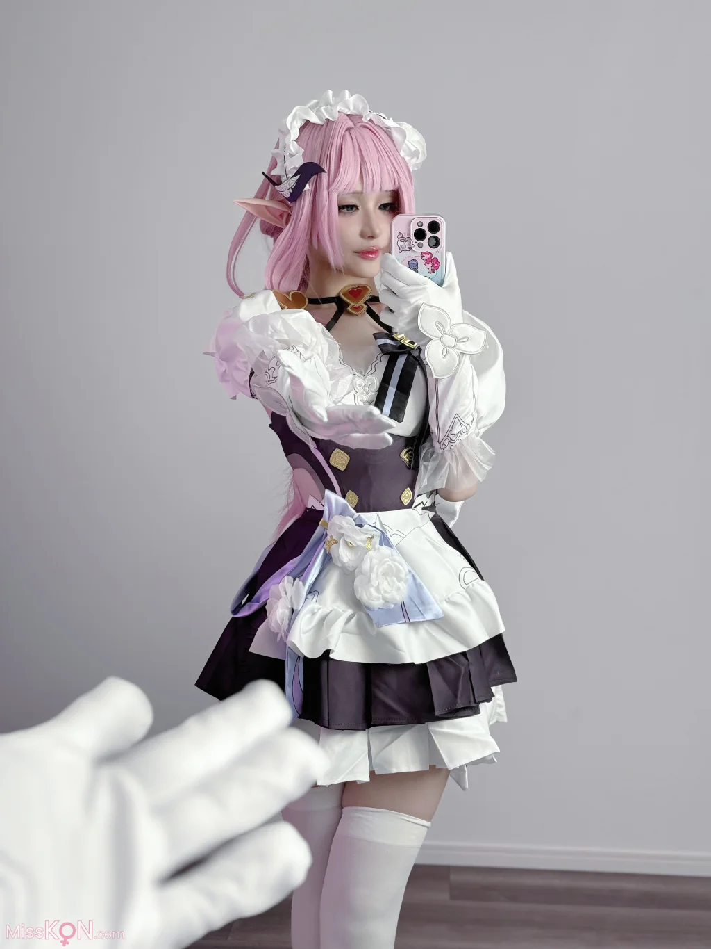 Coser@幼愛Youmeko: 崩坏3 爱莉希雅女仆装 (20 photos) – Page 2