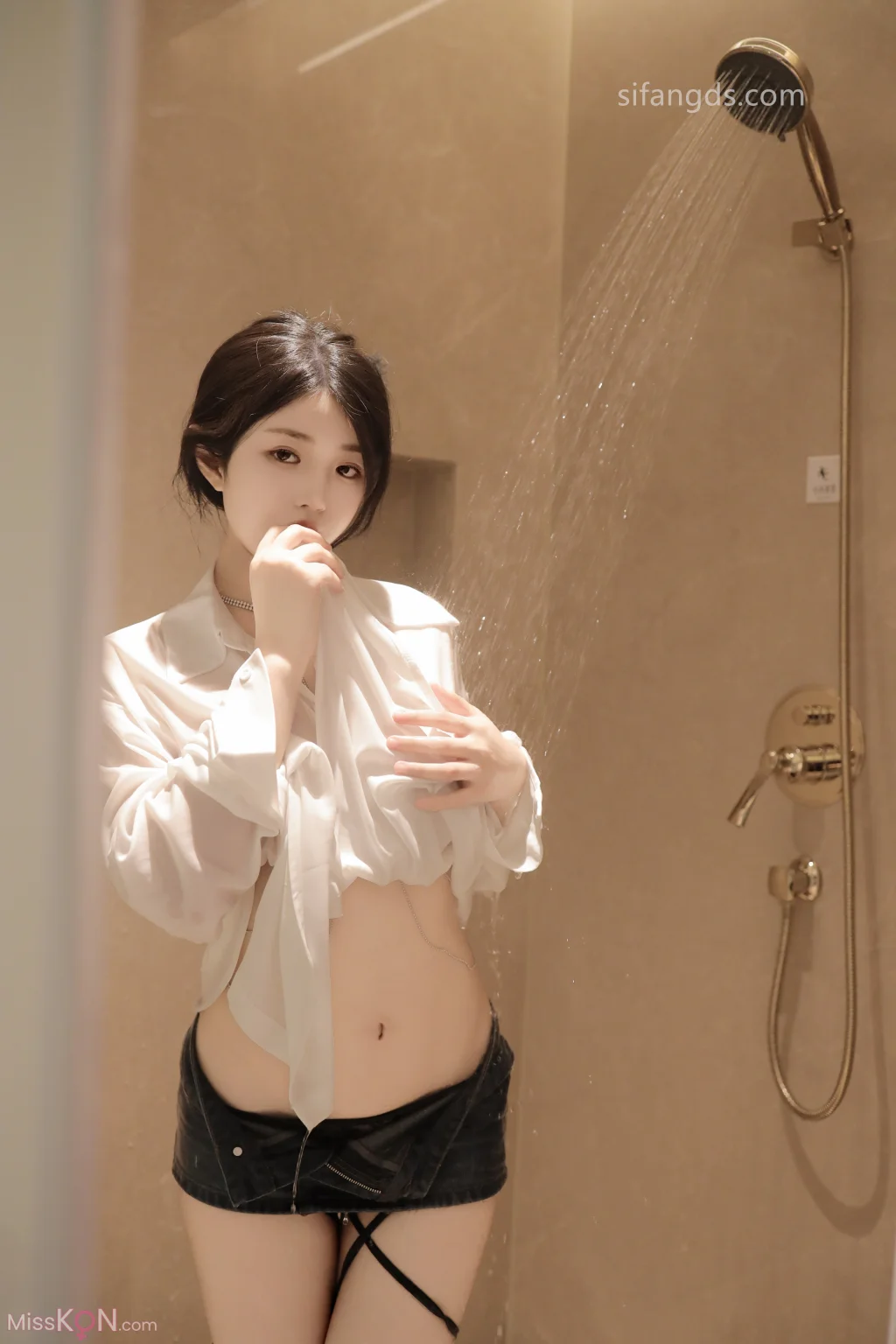 [XR Uncensored] Chen Xiaohua (陈小花): R18 秀人网模特 浴室中的激情 (92 photos + 8 videos) – Page 4