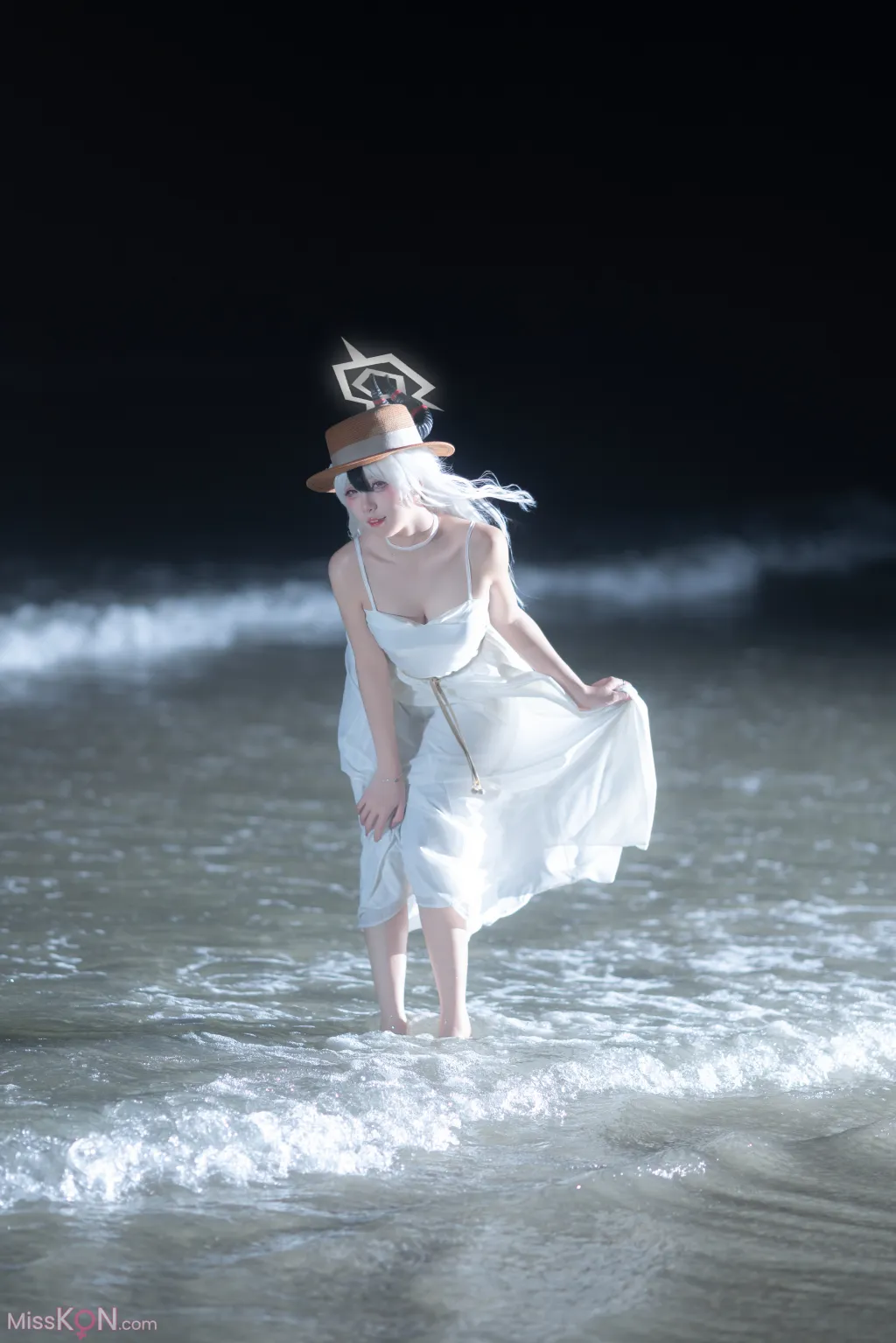 Coser@纸悦Etsu_ko: 加代子白裙 (20 photos)