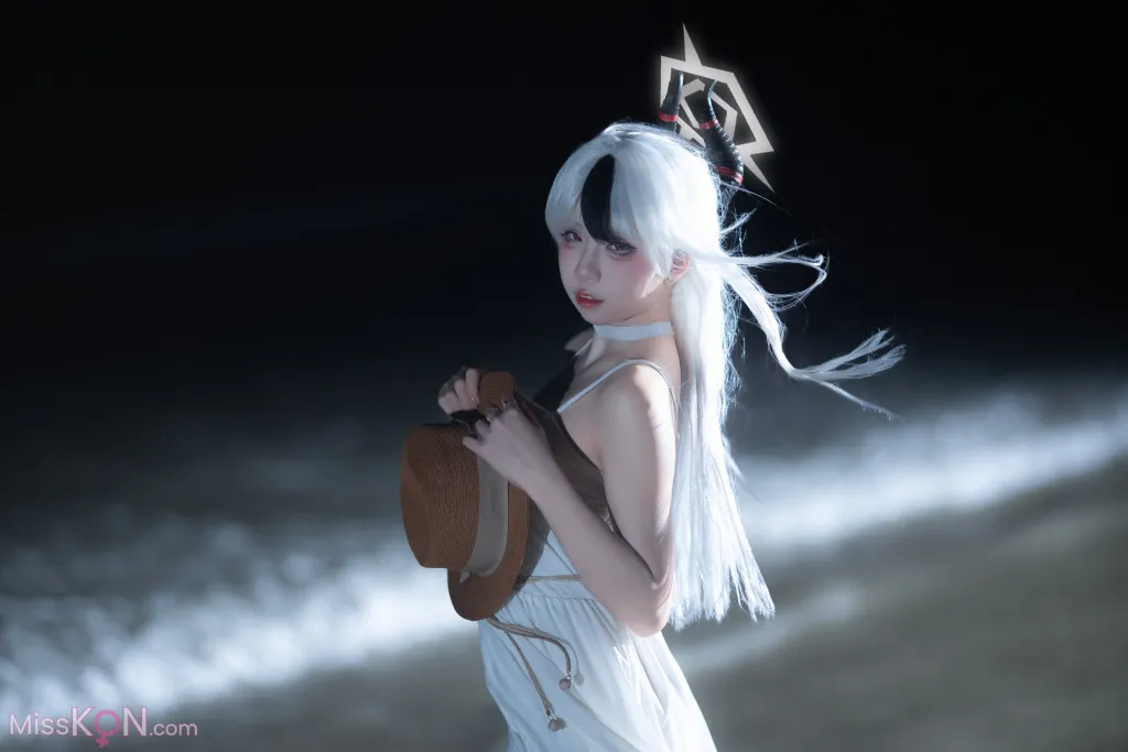 Coser@纸悦Etsu_ko: 加代子白裙 (20 photos)
