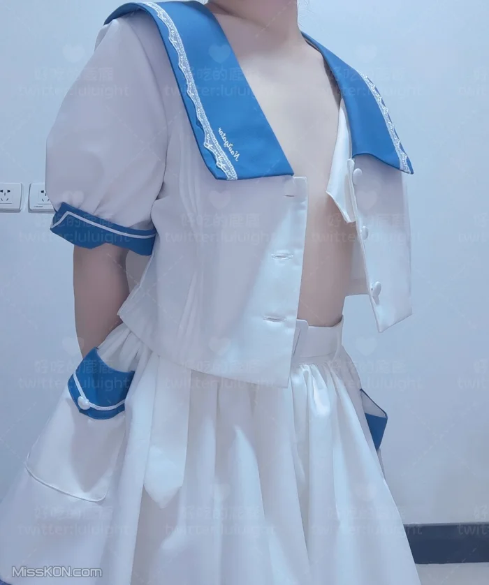 Coser@好吃的鹿鹿 & luluight: 顶级Cos白虎萝莉 私拍福利 (302 photos + 58 videos) – Page 2