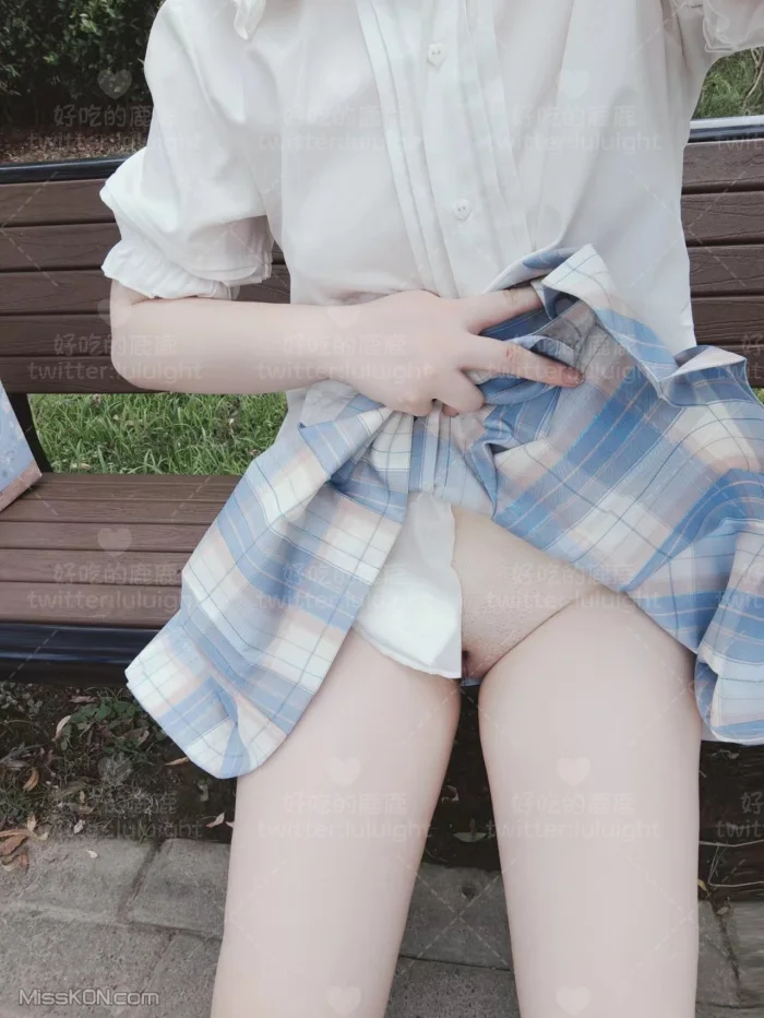 Coser@好吃的鹿鹿 & luluight: 顶级Cos白虎萝莉 私拍福利 (302 photos + 58 videos) – Page 2