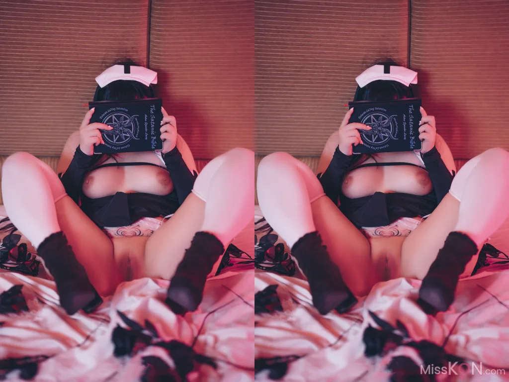 Coser@落落Raku: 修女与魔鬼 (36 photos) – Page 3