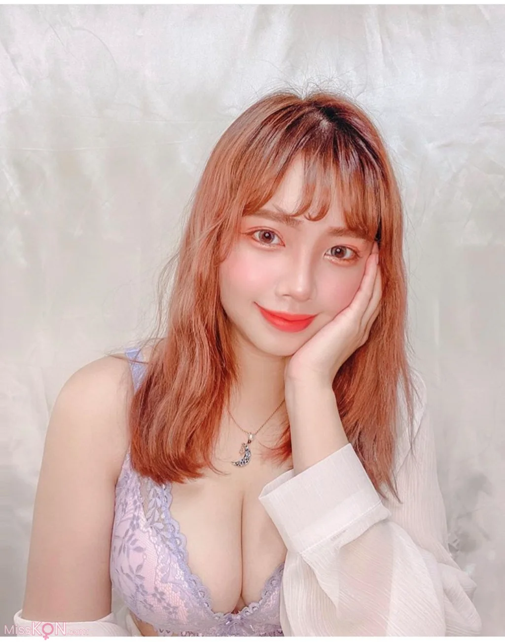 爆乳美容師 超漂亮的粉色!所有作品中最漂亮的一個 (41 photos )