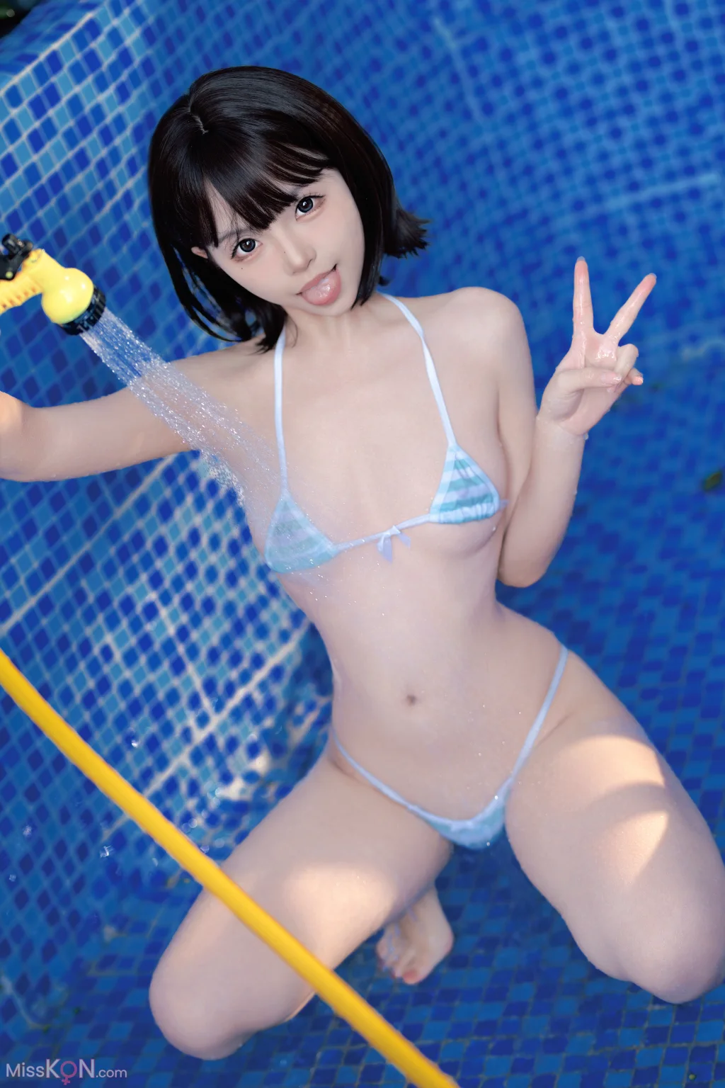 Coser@Bangni邦尼: 反差JK泳装 (97 photos )
