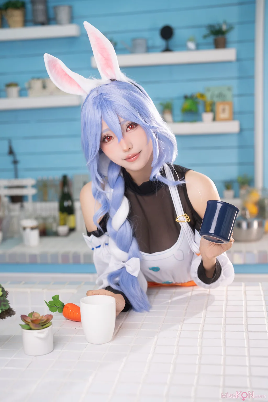 Coser@Ely_eee (ElyEE子): Usada Pekora Mama (18 photos + 3 videos)