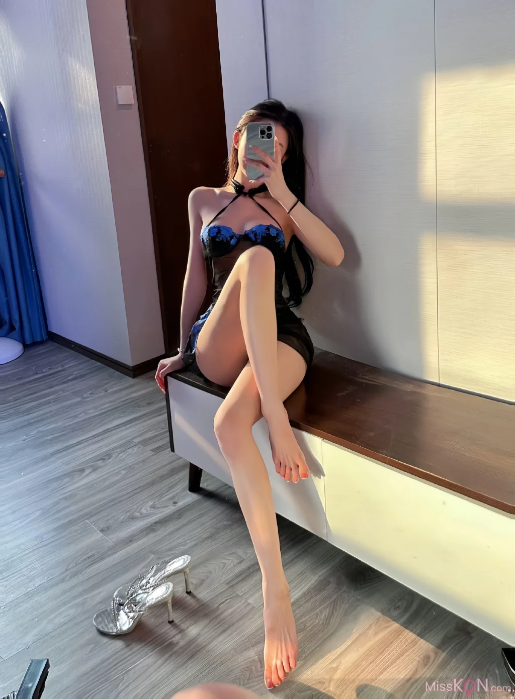 黎允熙baby: 黑丝透视性感睡裙 (25 ảnh )