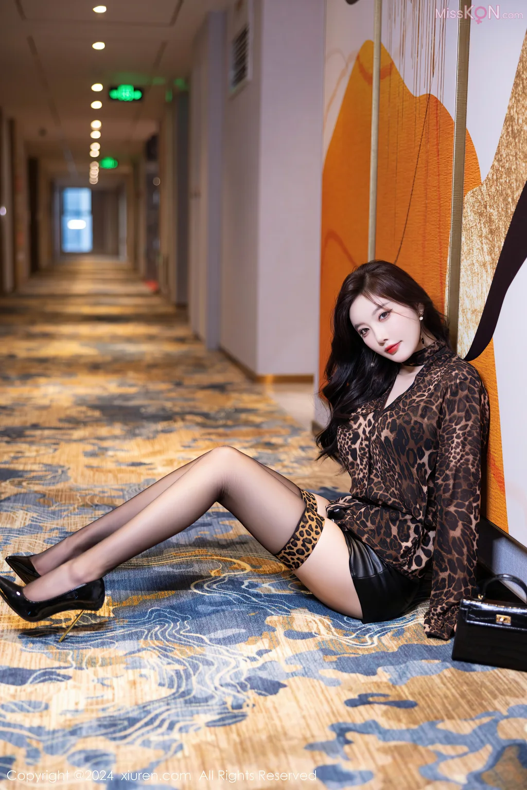 XIUREN No.8886 – 8895 (780 photos)