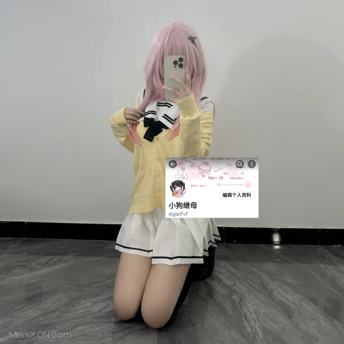 Coser@糕糕: 萝莉体超级网红 福利视图集 (342 photos )