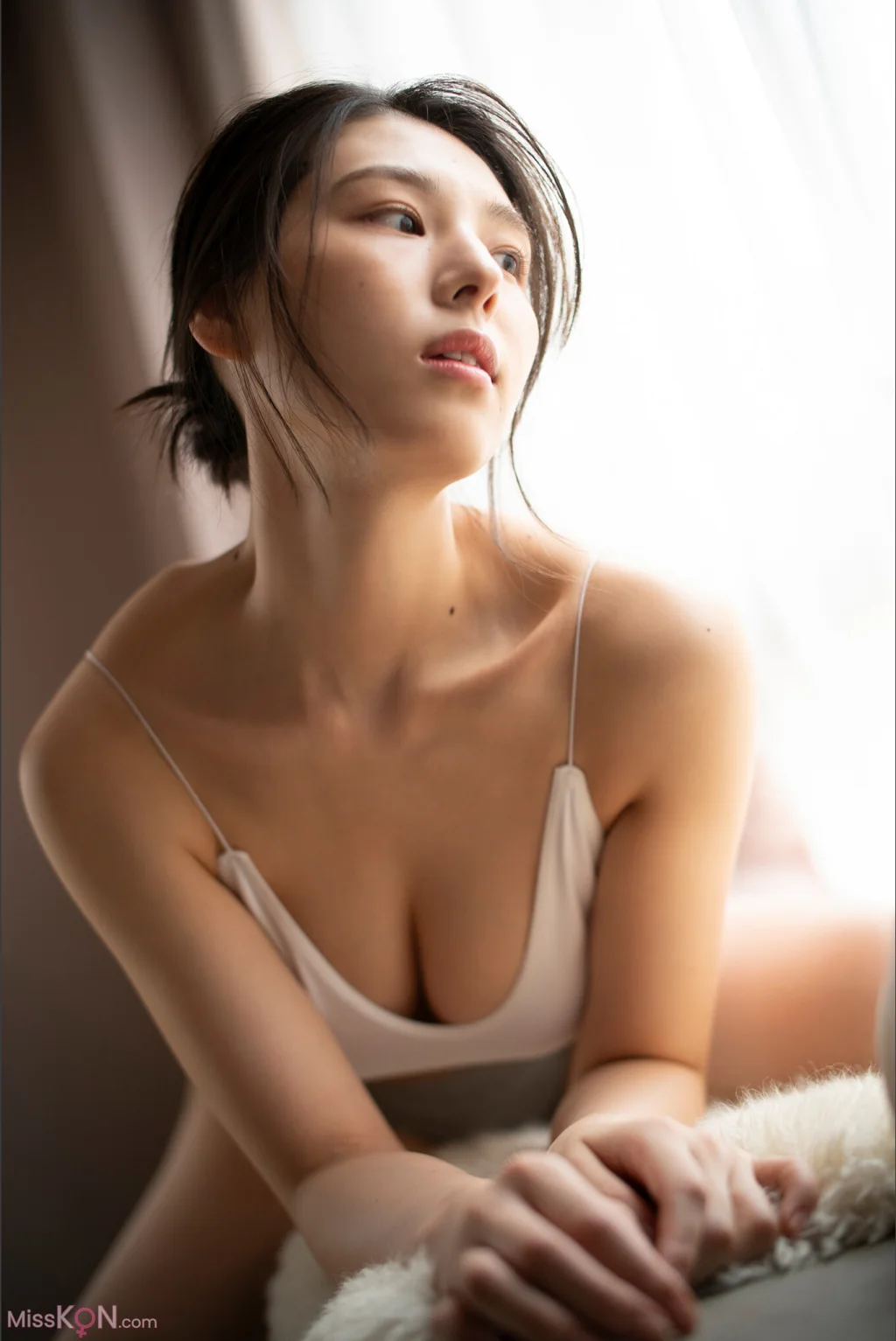 [JP] Iori Sagara (相樂伊織): 彼女は美バスト (86 photos)