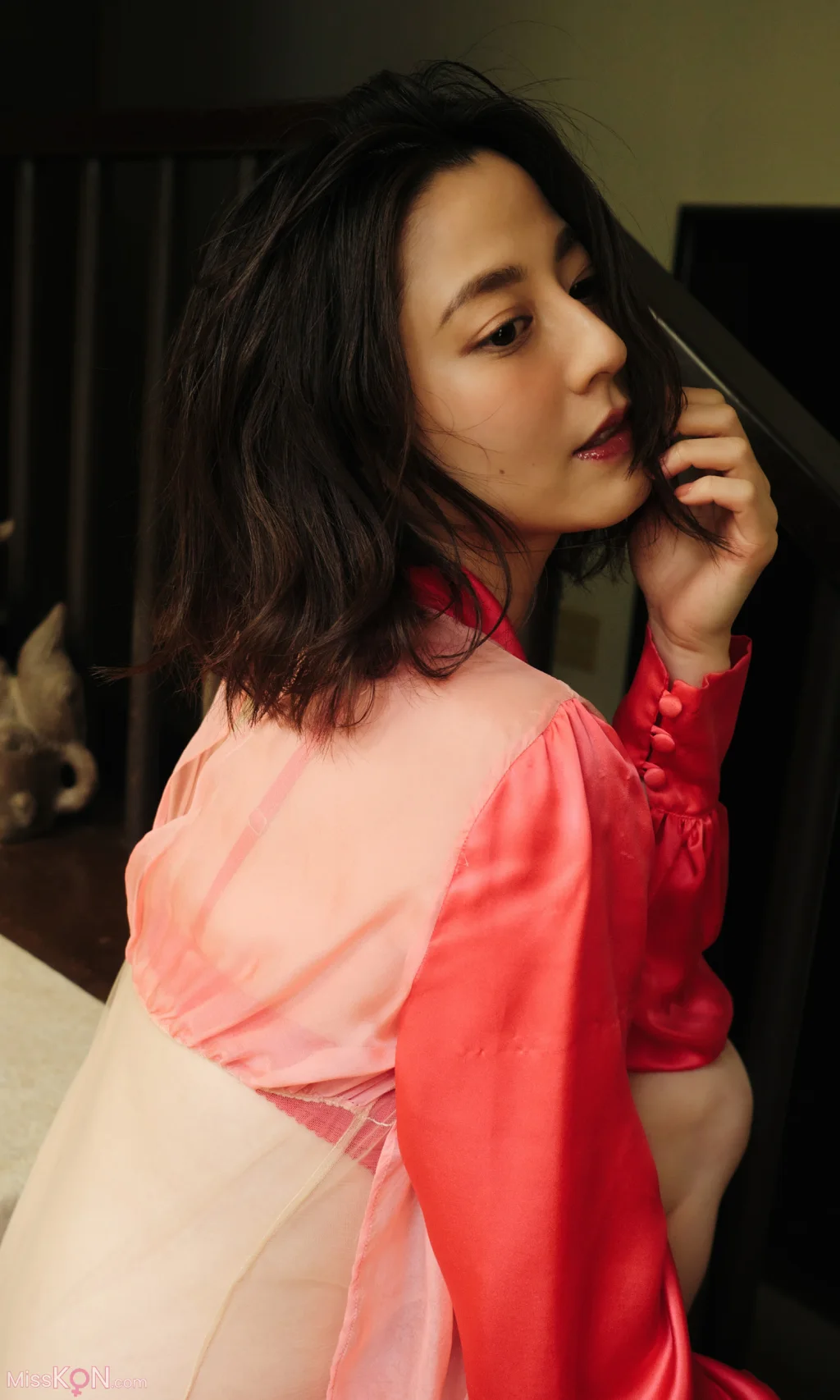 [JP] Yumi Sugimoto (杉本有美): 美魔女 (86 photos )
