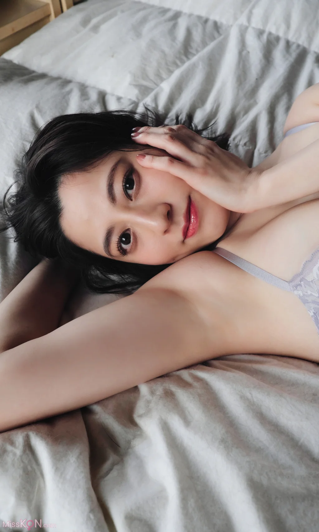 [JP] Yumi Sugimoto (杉本有美): 美魔女 (86 photos )