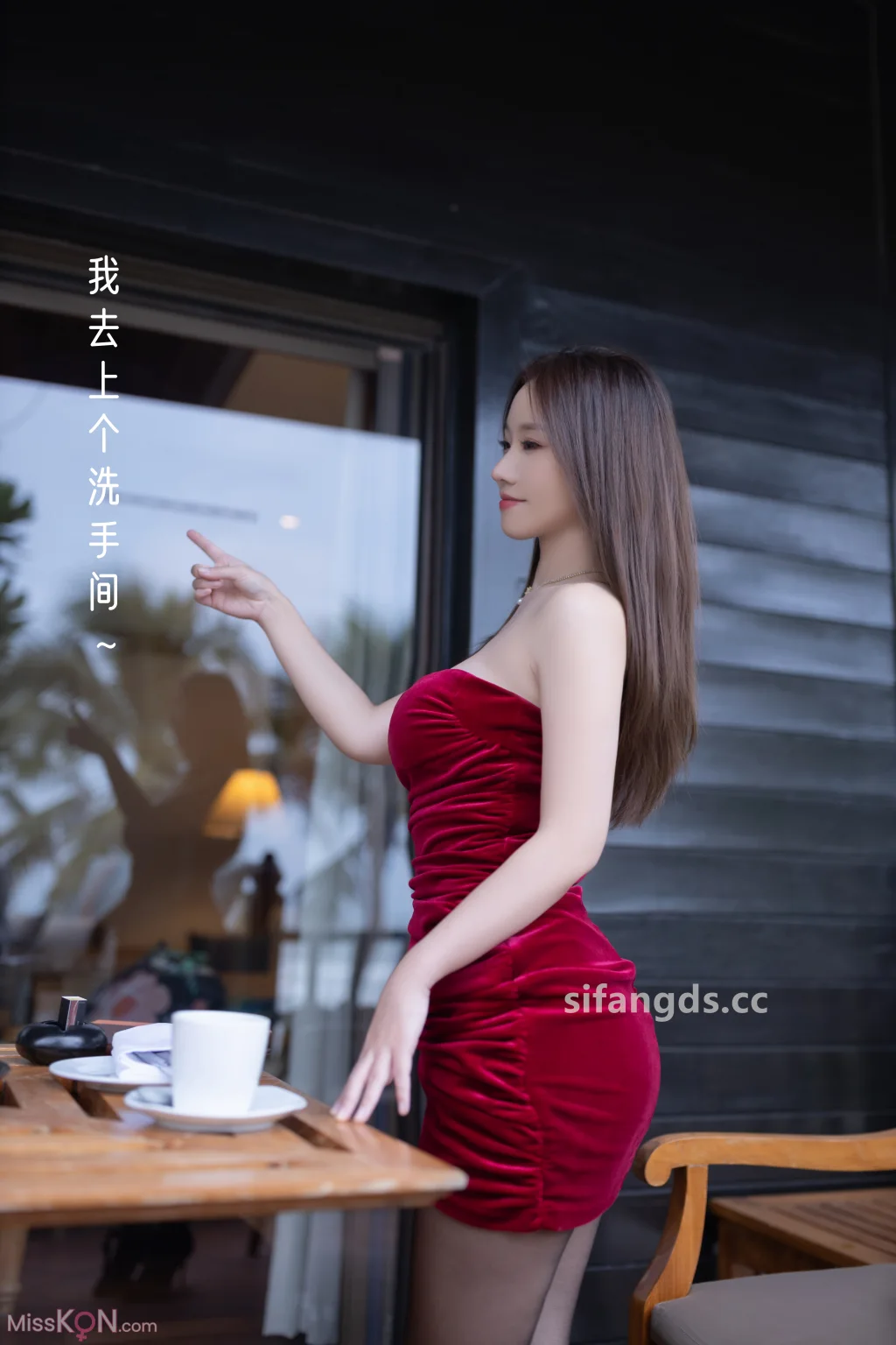 [XR Uncensored] 杏子Yada: R18 秀人网模特 被下药后的一夜情 (131 photos )