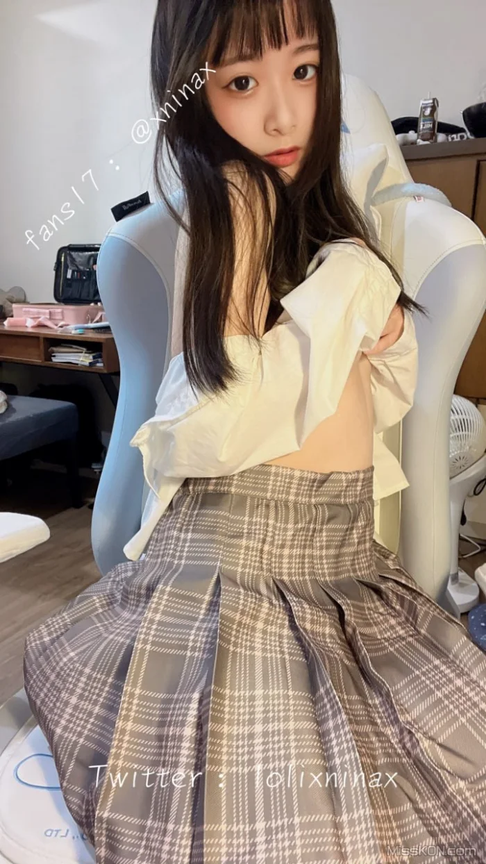lolixninax &amp; 马妮娜: 甜美福利合集 (1045 photos )