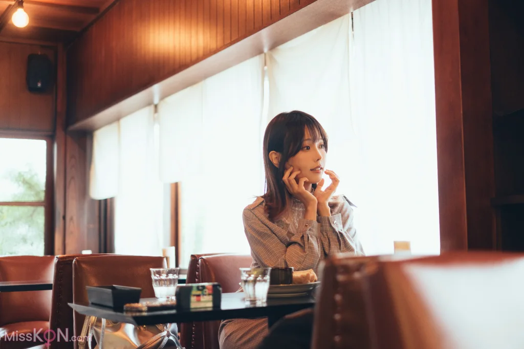 Coser@Ely_eee (ElyEE子): Afternoon Gathering (24 photos)