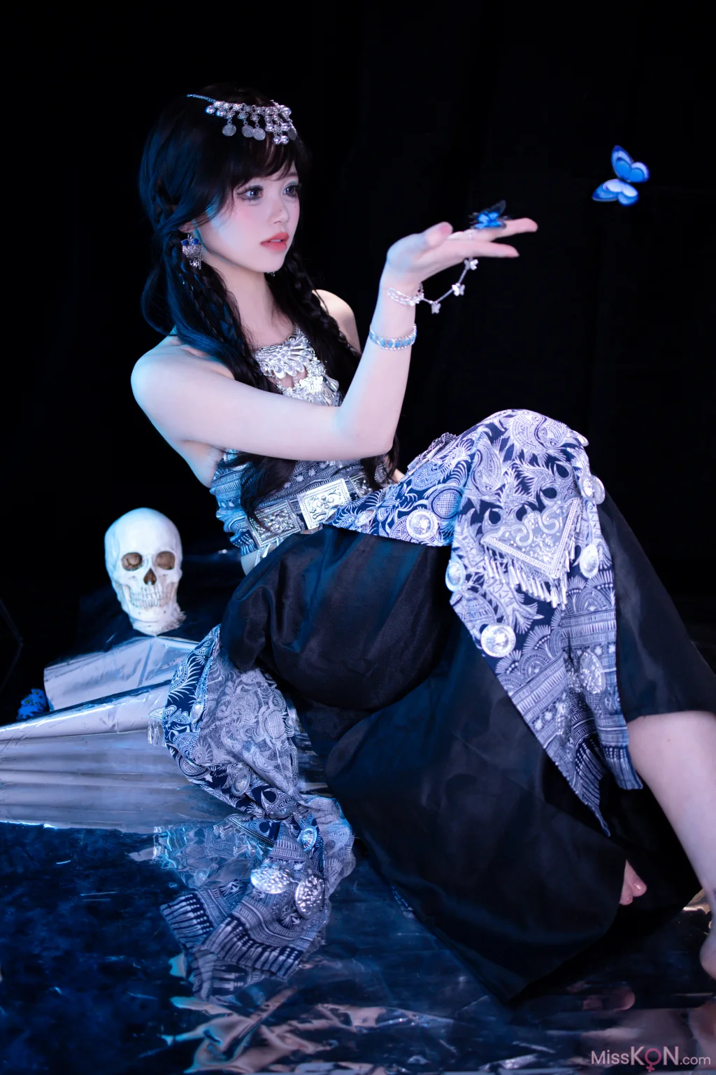 Coser@千反田鹿子: 苗疆蓝蝶 (52 ảnh) - ( Page 1 / 2 )