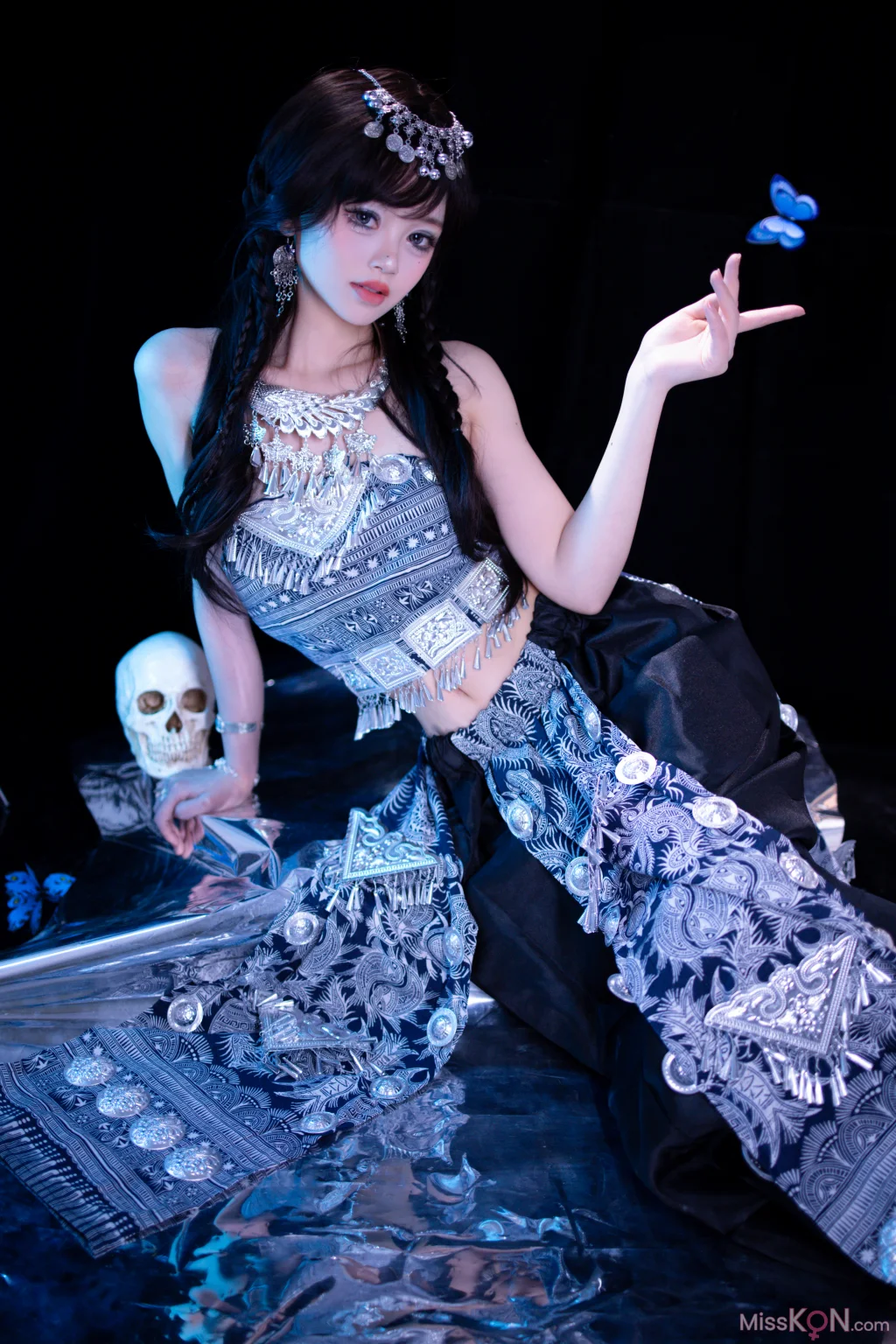 Coser@千反田鹿子: 苗疆蓝蝶 (52 ảnh) - ( Page 1 / 2 )