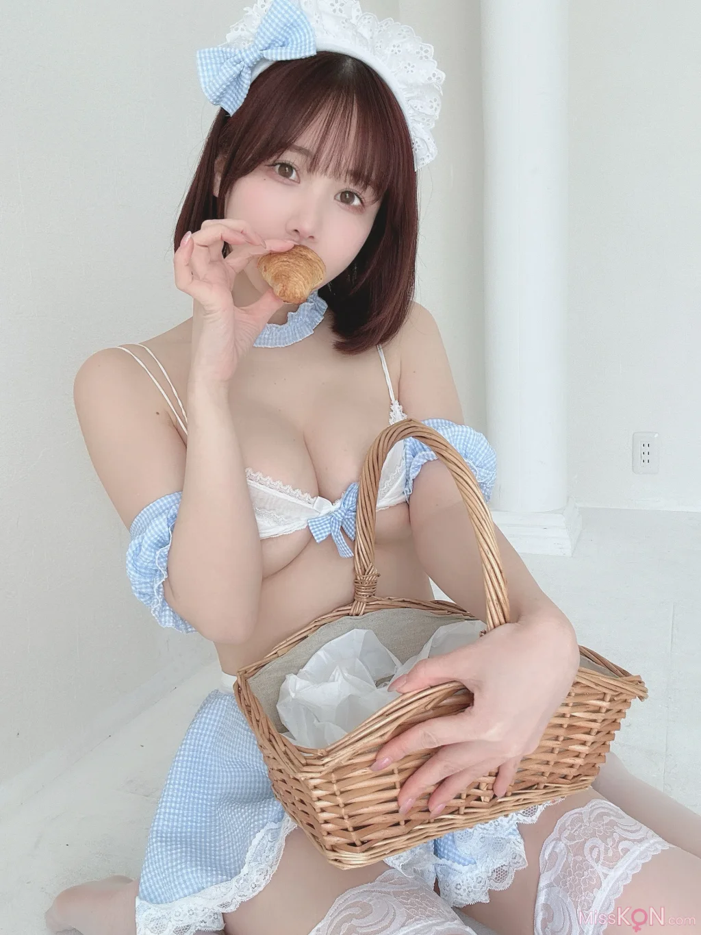 Coser@けん研 (けんけん): [Fantia] 2024.08 写真合集 (195 photos + 4 videos)