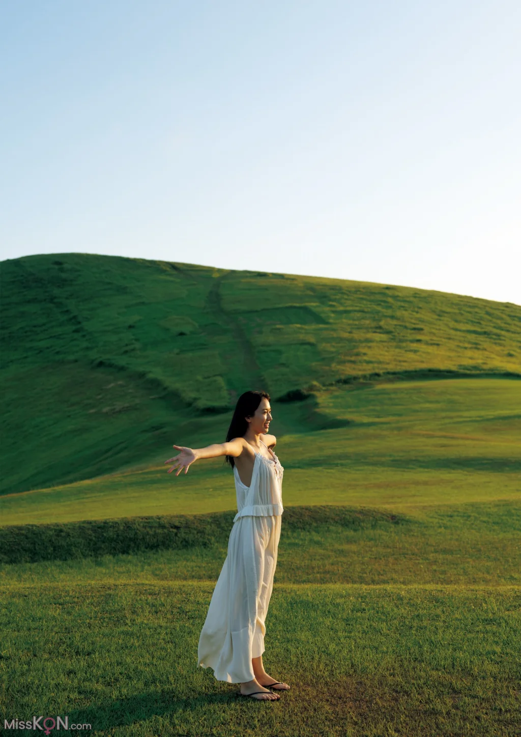 [JP] Shida Nene (志田音々): 音色 cantabile 長崎・五島列島編 (139 photos) – Page 10