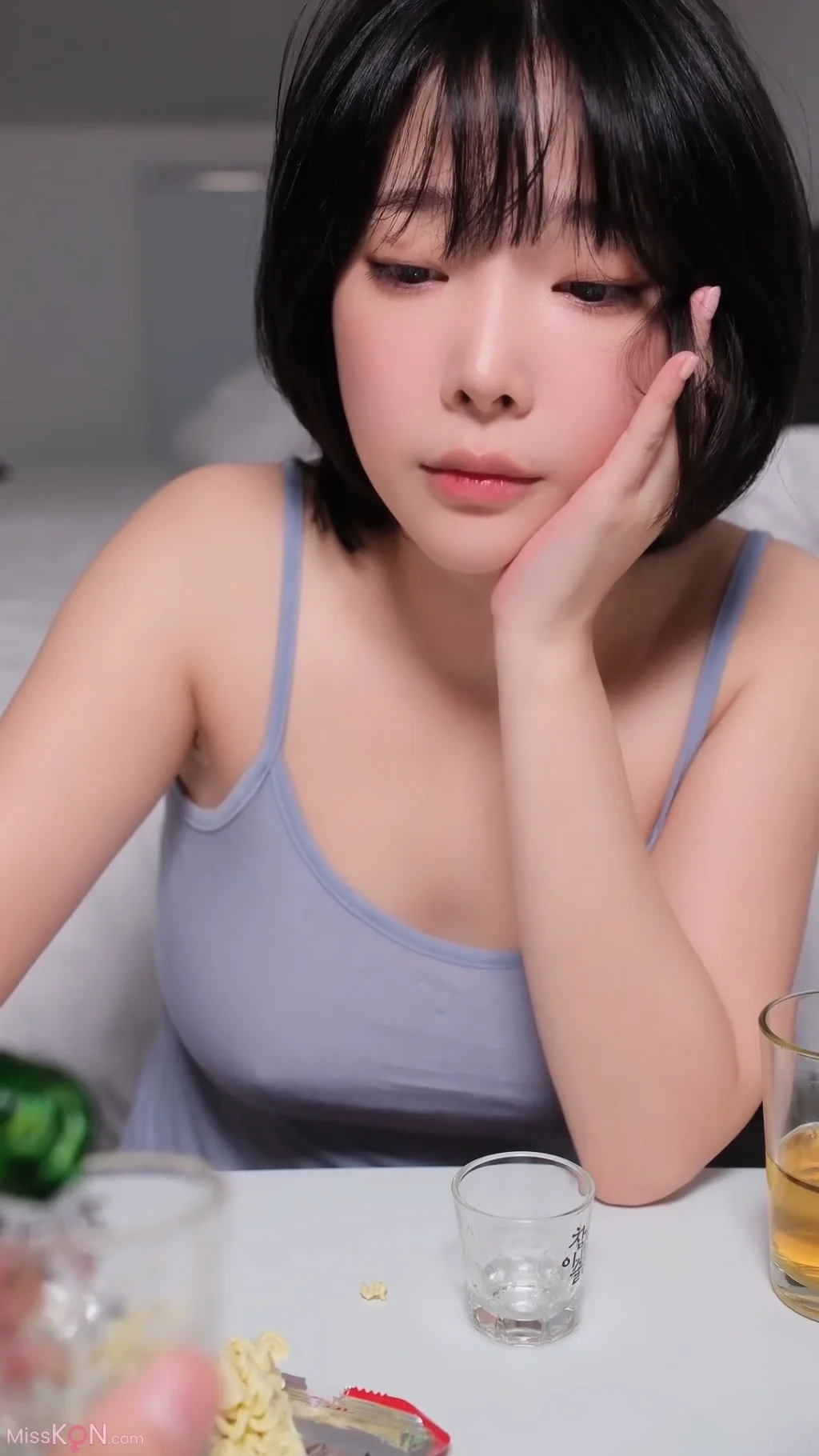 Kang In-kyung (강인경): Drunk (22 ảnh ) - ( Page 1 / 2 )