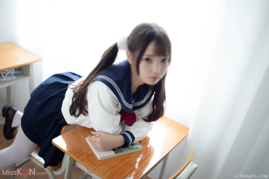 [森萝财团写真] 默陌 R18 内部定制 JK制服教室束缚 (125 photos + 1 video) – Page 2